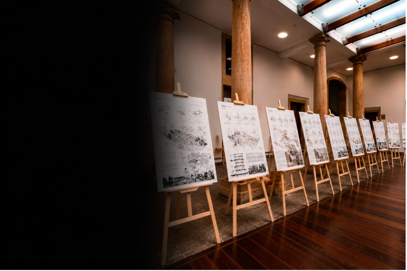 Organización integral de una exposición sobre arquitectura, vivienda y regeneración urbana.